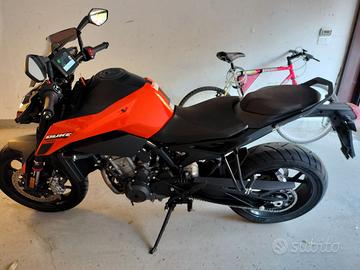 KTM Duke 790