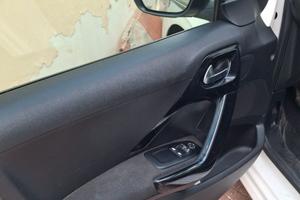 Peugeot 2019