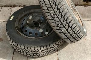 Stahlfelgen 14“ mit fast neuen Winterreifen