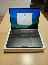 Macbook pro 14" 16gb ram 1tb ssd nuovo