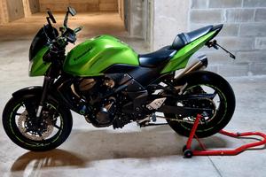 Kawasaki Z 750 naked da vetrina 