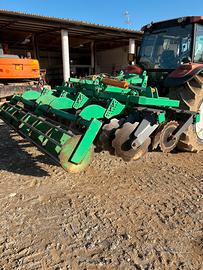 Dischiera interratore per botte liquame