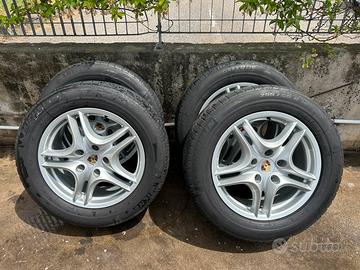 Set 4 Cerchi Originali in Lega Porsche Cayenne R18
