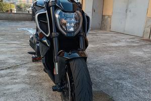 Ducati Diavel V4