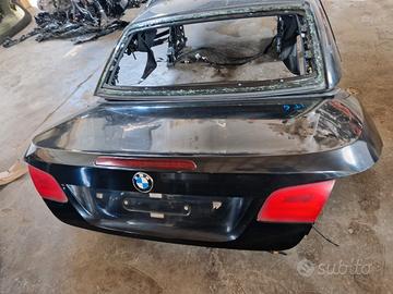 BMW E93 3 ser. 2012 cabrio cofano posteriore tetto