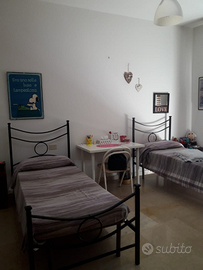 Posto letto a studentessa