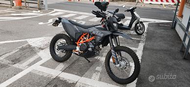 KTM 690 Smc/enduro 2026 grafiche
