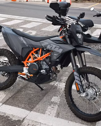 KTM 690 Smc/enduro 2026 grafiche