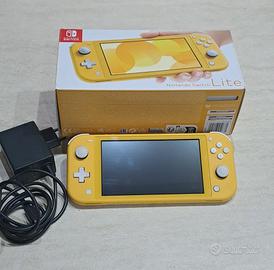 Nintendo Switch Lite gialla