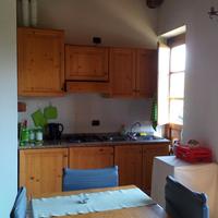 Mobilio biancheria e accessori per cucina