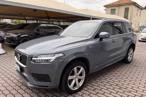 VOLVO XC90 2.0 b5 Core awd 7 POSTI PREZZO REALE