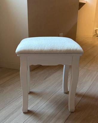 Sgabelli per postazione trucco