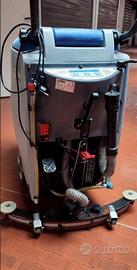 Lavasciuga pavimenti grandi superfici Wirbel 450M