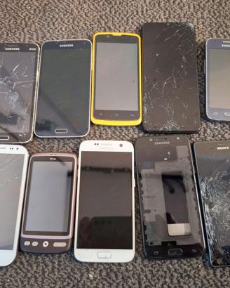 lotto Stock di 10 smartphone n.2