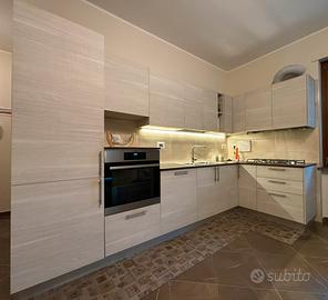 Cucina angolare completa
