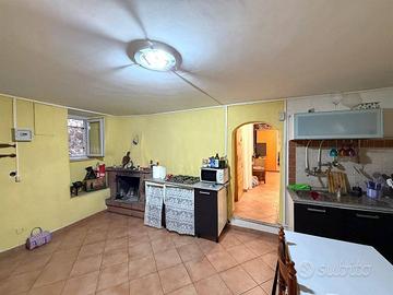 Appartamento di 60 m² con 2 locali a Poli