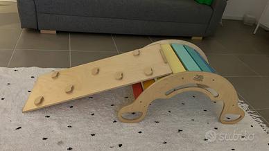 Dondolo e scivolo montessoriano