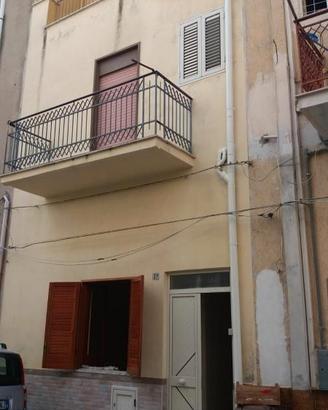 Abitazione situata nel centro abitato di Ribera