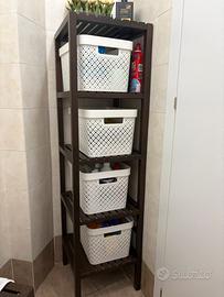 Scaffale ikea e sgabello contenitore