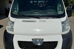 7 posti cassone fisso Peugeot Boxer