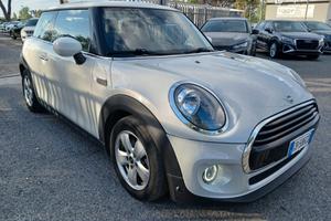 Mini Cooper 1.5 136cv Aut.