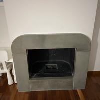 Rivestimento camino in marmo pietra serena