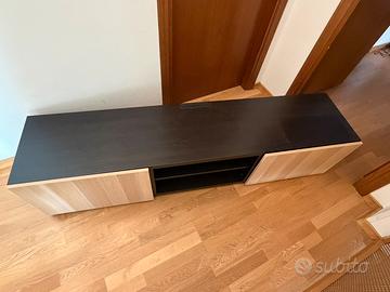 Mobile in legno