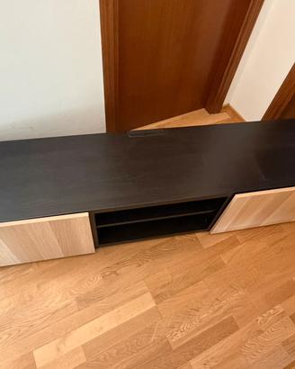 Mobile in legno