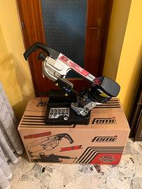 Sega a nastro Femi per ferro monofase