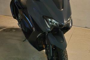 Yamaha T Max 560 - 2021