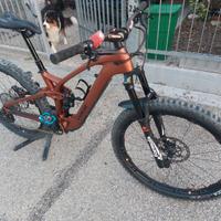 E MTB TREK FUEL EX e 9.7