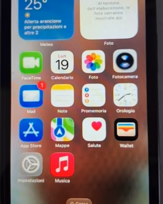 iPhone 13 mini