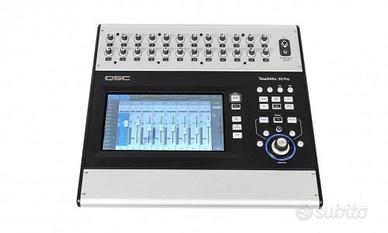 QSC TouchMix-30 +custoda exdemo