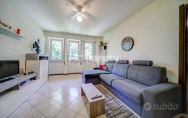GALLARATE - QUADRILOCALE CON BOX E CANTINA