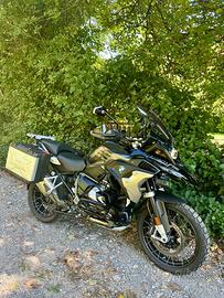 BMW 1250 GS ULTIMATE Edition triple Black 9470km
