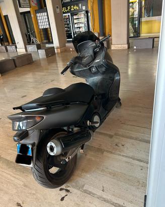 Tmax 1 serie 2003