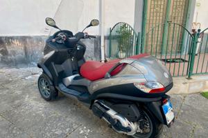 Piaggio MP3 400cc