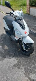 Scooter Derbi Boulevard 50 CC 2 posti