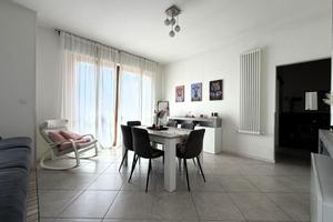 3 LOCALI A CREMA