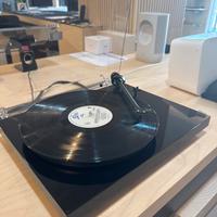 Pro Ject Debut III