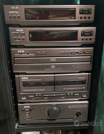 Stereo Akai con mobiletto