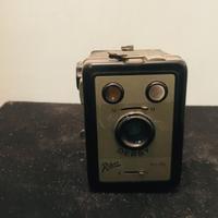 Vecchia macchina fotografica