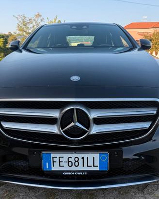 Mercedes-benz E 220 d Auto Premium Plus