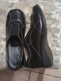 scarpe sportive nere 