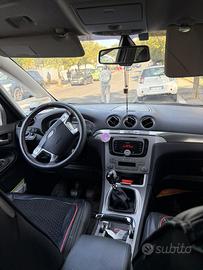 Ford S max