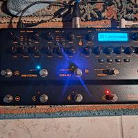 Pedaliera multieffetto Nux Trident