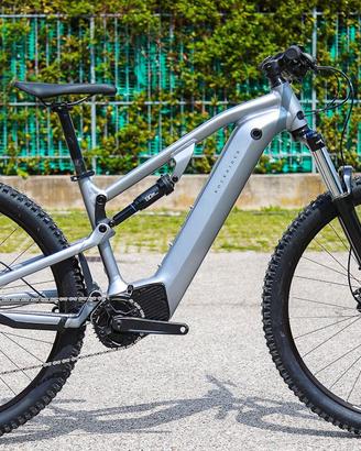 ROCK RIDER EBIKE E-EXPL 500 S grigio 29 Usata POCO