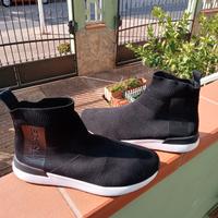 Sneaker nere jeans N41 