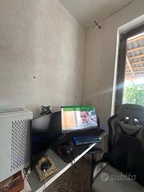 2 monitor ( aoc 24.5 - msi 27 “ ) + braccio