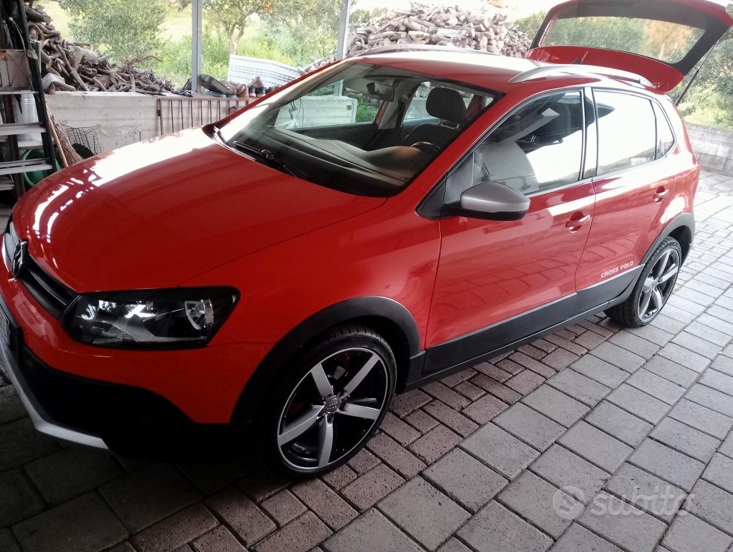 VOLKSWAGEN Polo cross 5ª serie 2011 Auto In vendita a Reggio Calabria